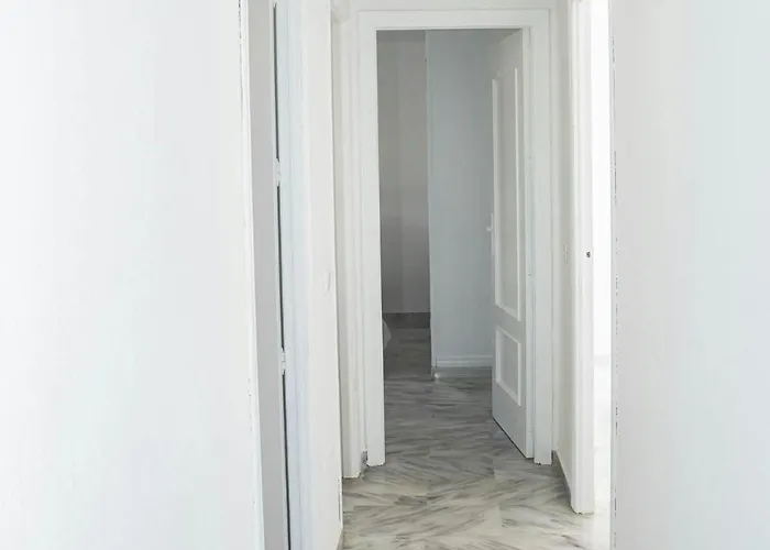 Atico Miramar * פואנגירולה